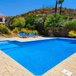 Villa Holidays Pissoúri