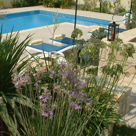 Holidays Willa Pissouri