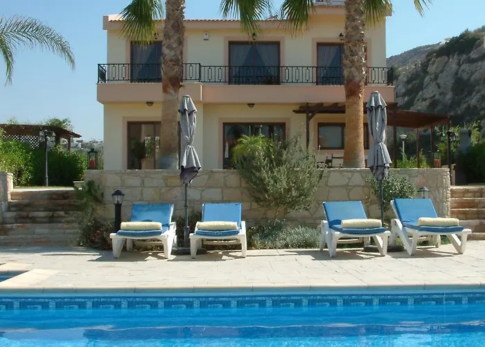 Holidays Vila Pissouri