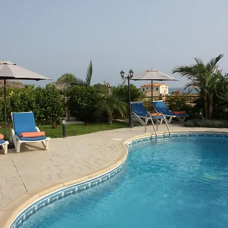Holidays Villas *