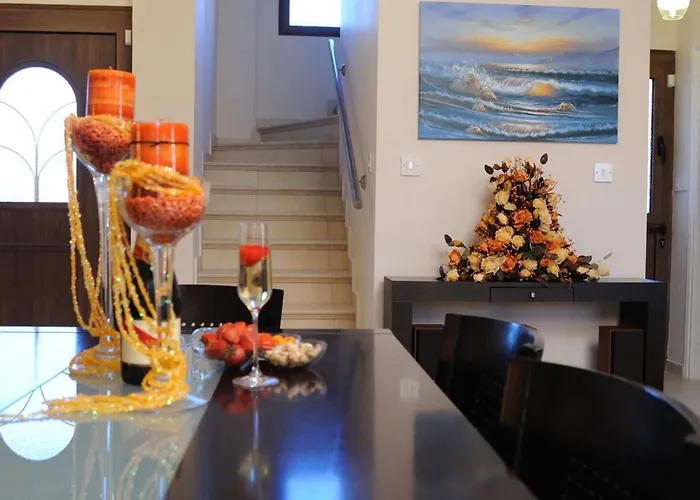 Holidays Vila Pissouri